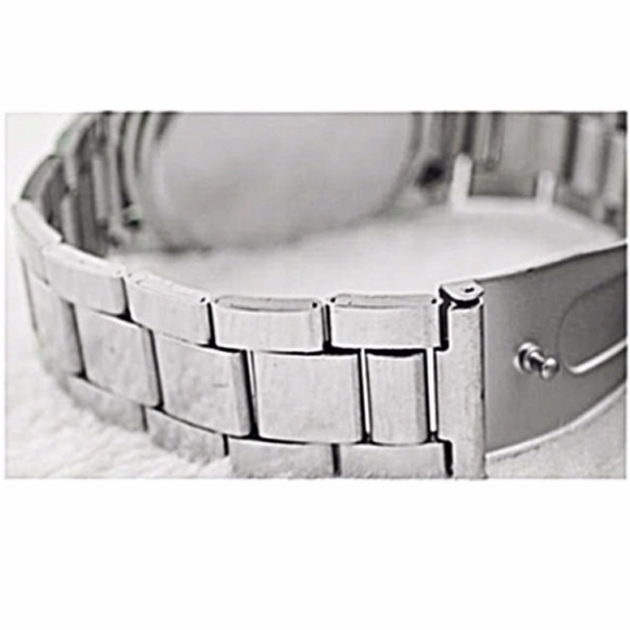 Dallas Cowboys Stainless Steel Analogue Watch NWT - Picture 3 of 4